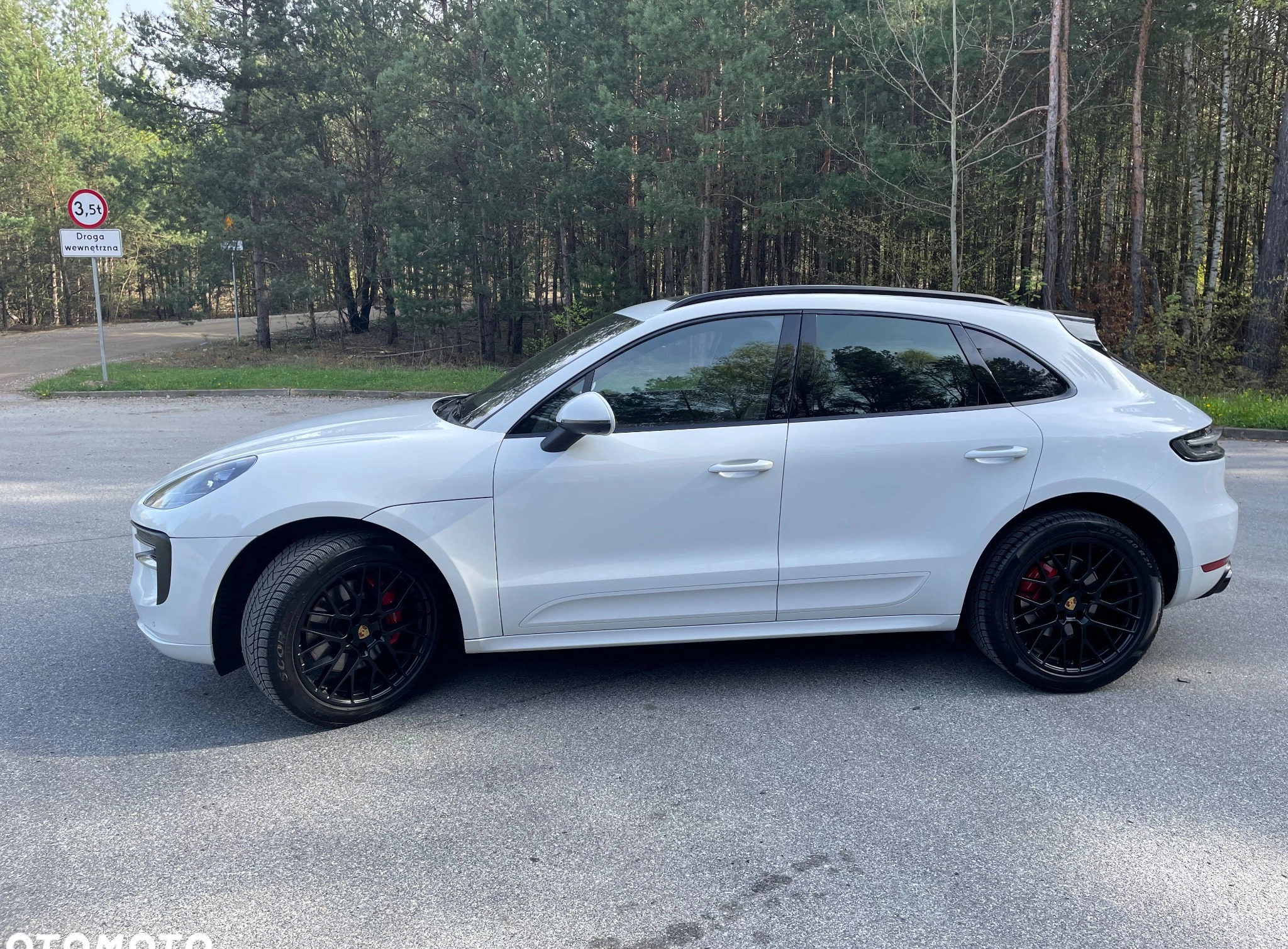 Porsche Macan cena 369000 przebieg: 104236, rok produkcji 2020 z Olkusz małe 466
